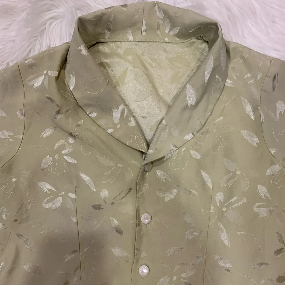 Floral button down top